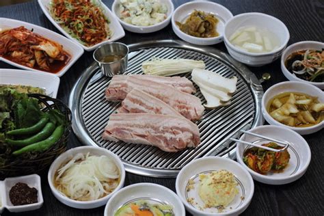 Samgyupsal Images – Browse 4,400 Stock Photos, Vectors, and .